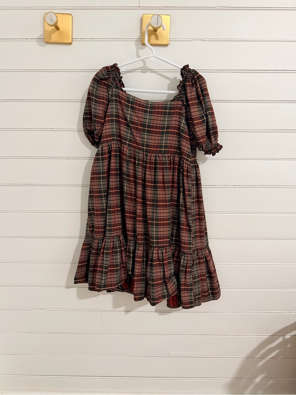 Plaid Puff-Sleeve Tiered Dress for Girls in Red and Green